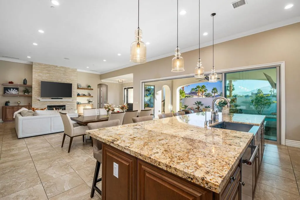 55080 Spring Creek Court, La Quinta, California 92253 home-pic-4